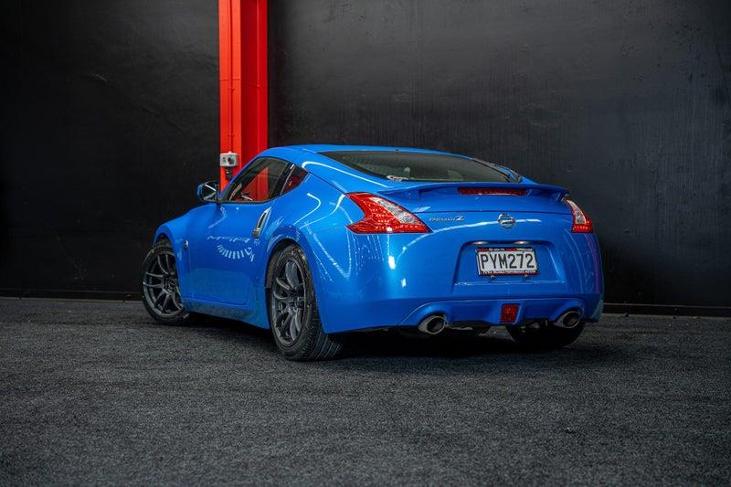 2010 Nissan Fairlady