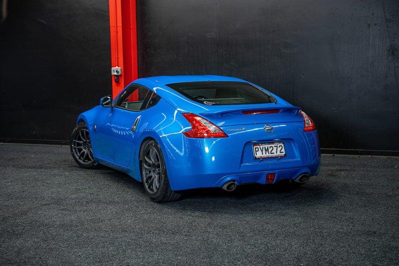 2010 Nissan Fairlady