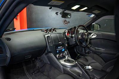 2010 Nissan Fairlady - Thumbnail