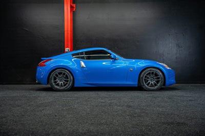 2010 Nissan Fairlady - Thumbnail