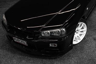 1999 Nissan Skyline - Thumbnail