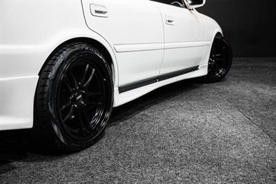 1998 Toyota Chaser - Thumbnail