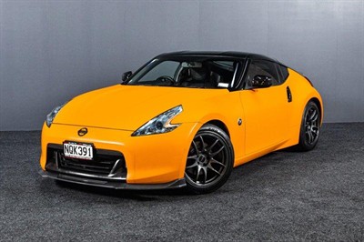 2011 Nissan Fairlady