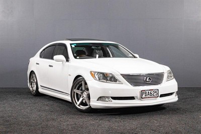 2008 Lexus LS 460 - Thumbnail