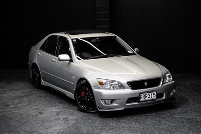 1999 Toyota Altezza - Thumbnail