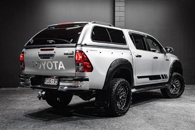 2017 Toyota Hilux - Thumbnail