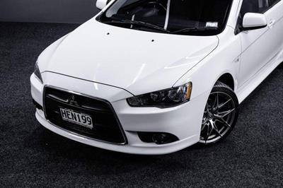 2014 Mitsubishi Lancer - Thumbnail