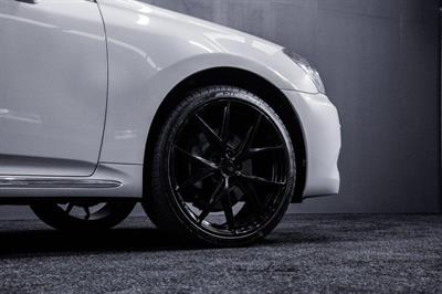 2013 Toyota Crown - Thumbnail