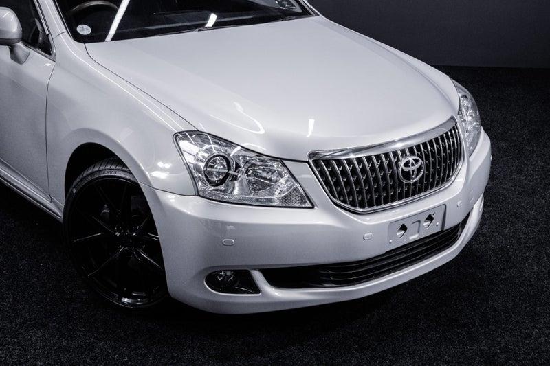 2013 Toyota Crown