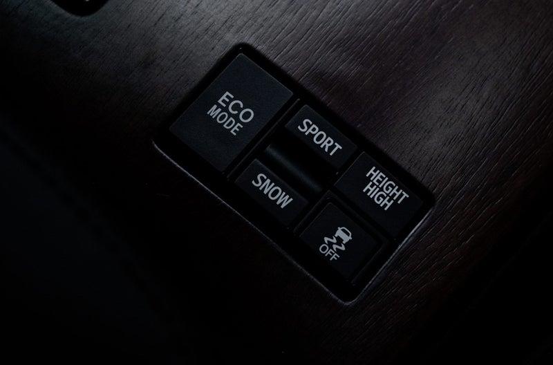 2013 Toyota Crown