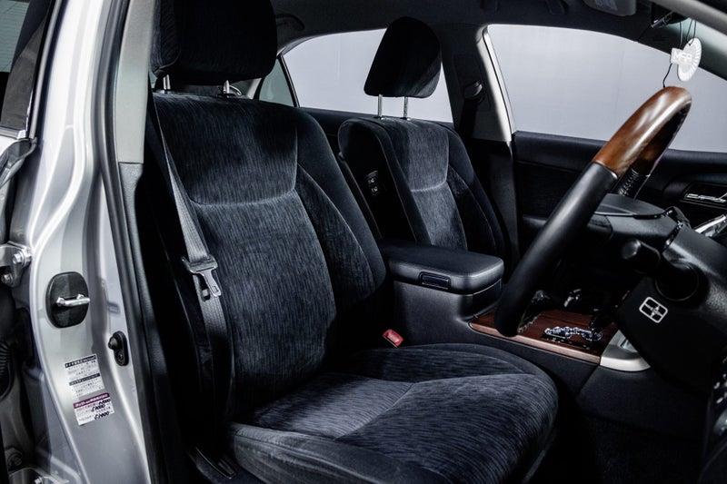 2013 Toyota Crown
