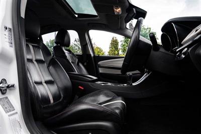 2013 Holden Commodore - Thumbnail