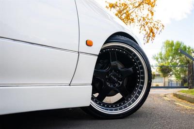 1999 Toyota Aristo - Thumbnail
