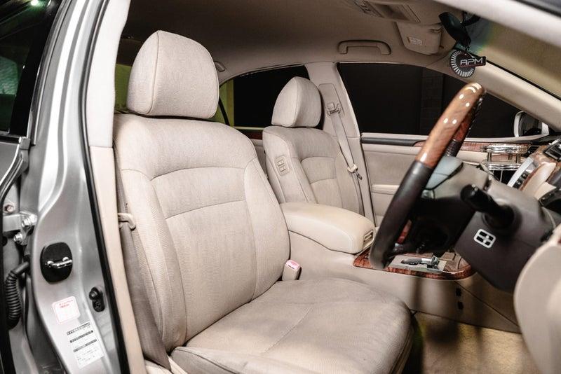 2006 Toyota Crown