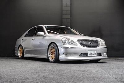 2006 Toyota Crown - Thumbnail