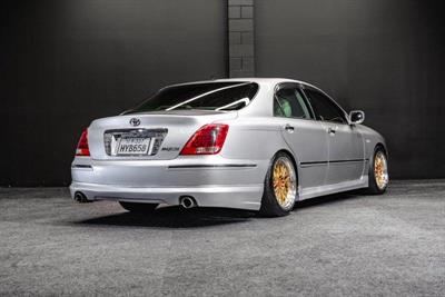 2006 Toyota Crown - Thumbnail