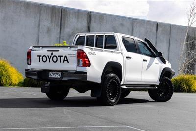 2020 Toyota Hilux - Thumbnail