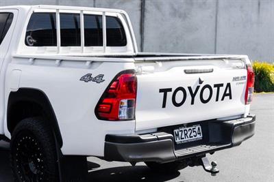 2020 Toyota Hilux - Thumbnail