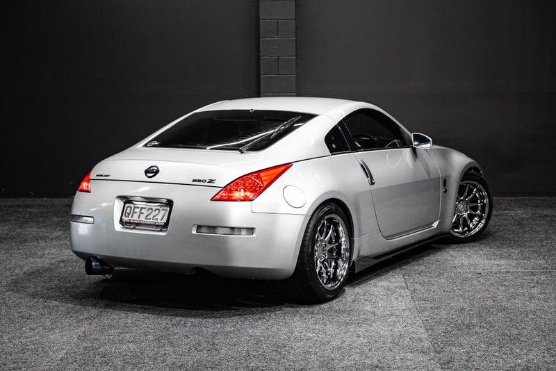 2005 Nissan Fairlady