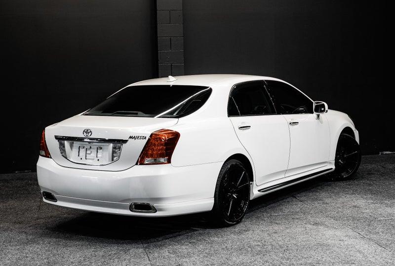 2012 Toyota Crown