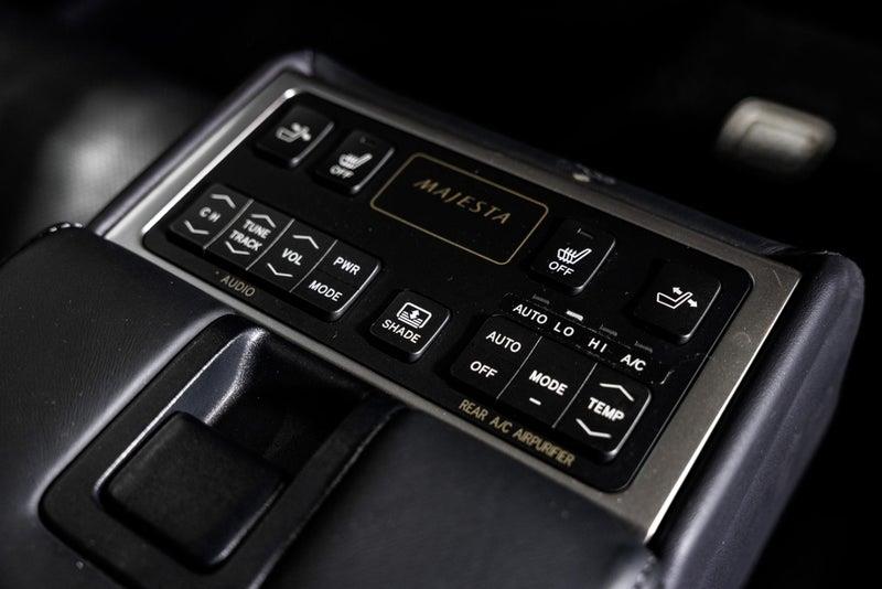 2012 Toyota Crown