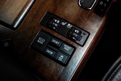2012 Toyota Crown - Thumbnail