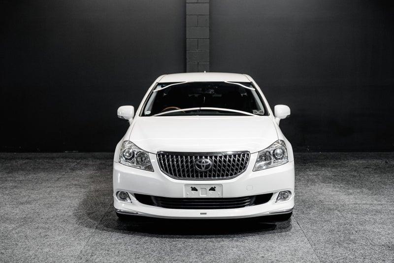 2012 Toyota Crown