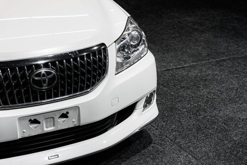 2012 Toyota Crown
