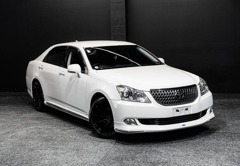 2012 Toyota Crown