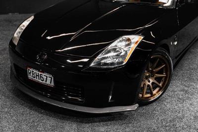 2004 Nissan 350Z - Thumbnail