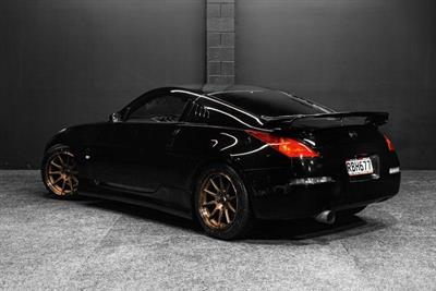 2004 Nissan 350Z - Thumbnail