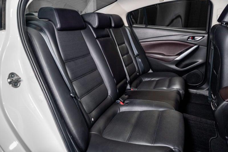 2015 Mazda Atenza