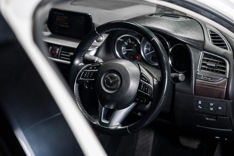 2015 Mazda Atenza
