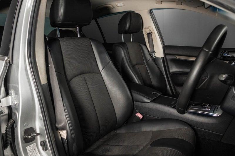 2012 Nissan Skyline