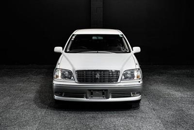 2001 Toyota Crown - Thumbnail