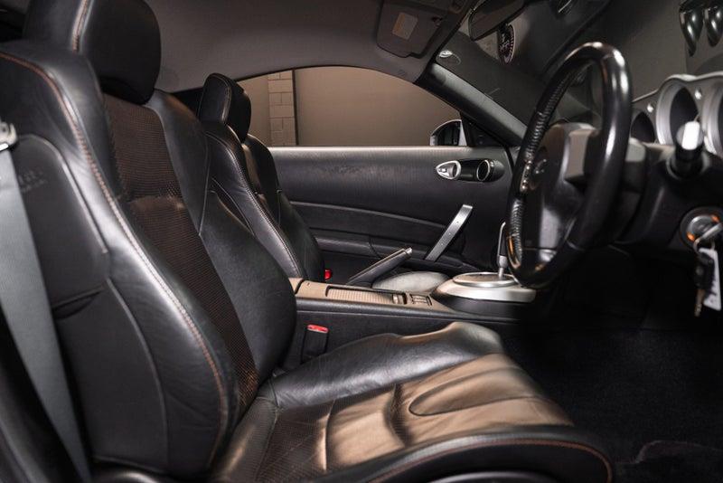 2005 Nissan Fairlady