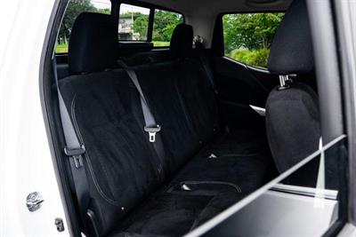 2019 Nissan Navara - Thumbnail