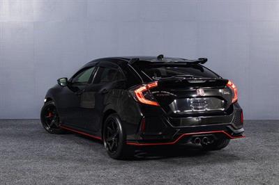 2018 Honda Civic - Thumbnail