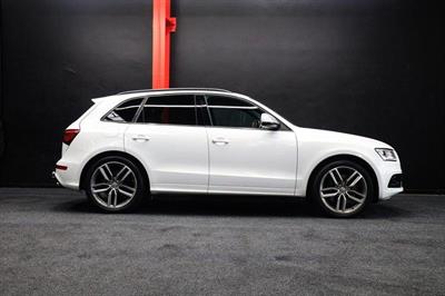 2014 Audi SQ5 - Thumbnail