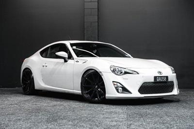 2013 Toyota GT86 - Thumbnail