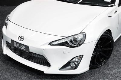 2013 Toyota GT86 - Thumbnail