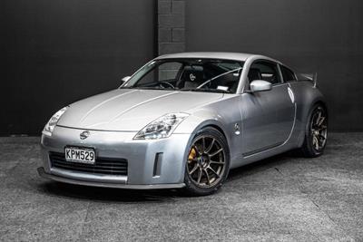 2005 Nissan Fairlady