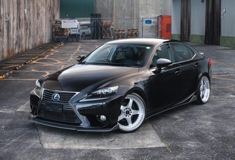 2013 Lexus IS 300h