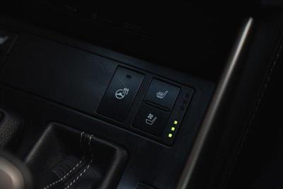 2013 Lexus IS 300h - Thumbnail