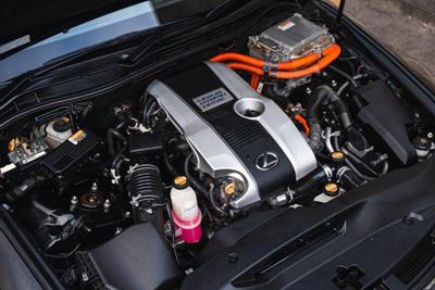 2013 Lexus IS 300h - Thumbnail