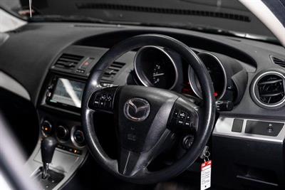 2011 Mazda Axela - Thumbnail