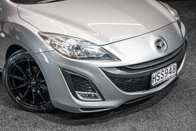 2011 Mazda Axela - Thumbnail
