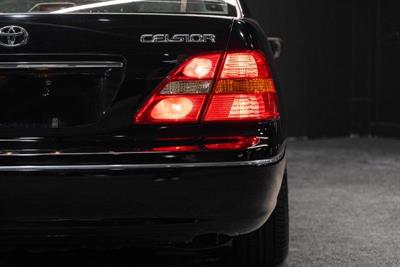 2002 Toyota Celsior - Thumbnail
