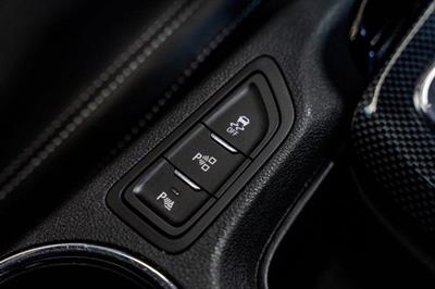 2017 Holden Commodore - Thumbnail