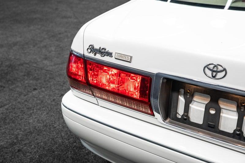 2003 Toyota Crown